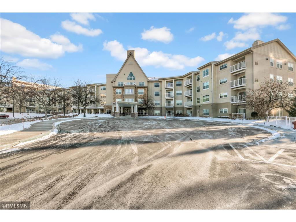 5650 Boone Avenue N #211 New Hope MN 55428 6670249 image1