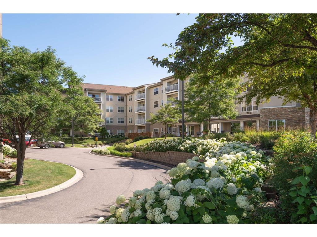 5650 Boone Avenue N #216 New Hope MN 55428 6744838 image1