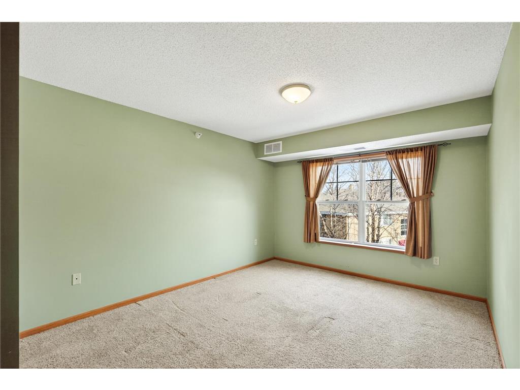 5650 Boone Avenue N #310 New Hope MN 55428 7012086 image10