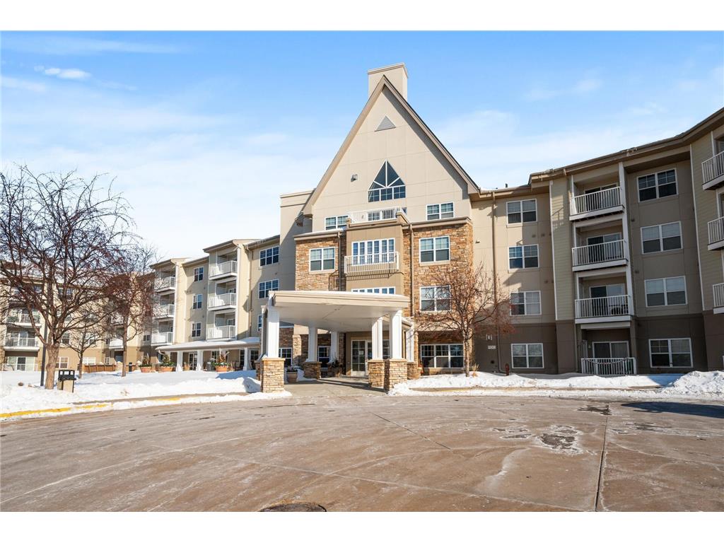 5650 Boone Avenue N 318, New Hope, MN, 55428 MLS 6325623 Edina Realty