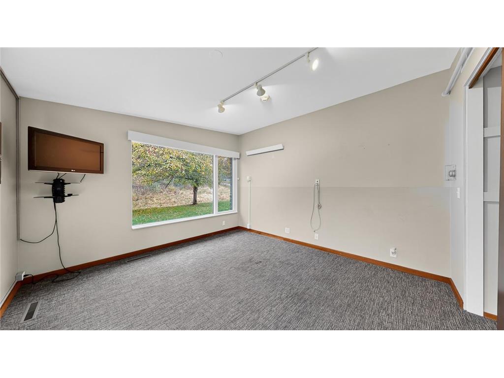 5650 Weatherhill Road SW Rochester MN 55902 6795157 image56