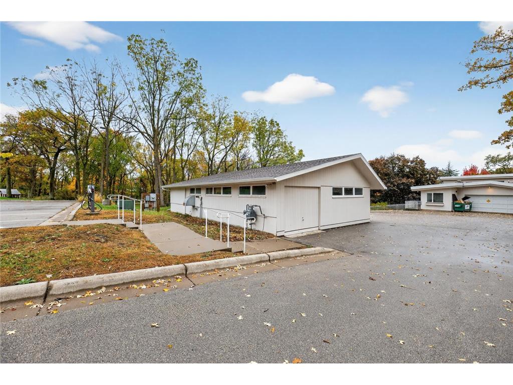 5650 Weatherhill Road SW Rochester MN 55902 6795157 image90