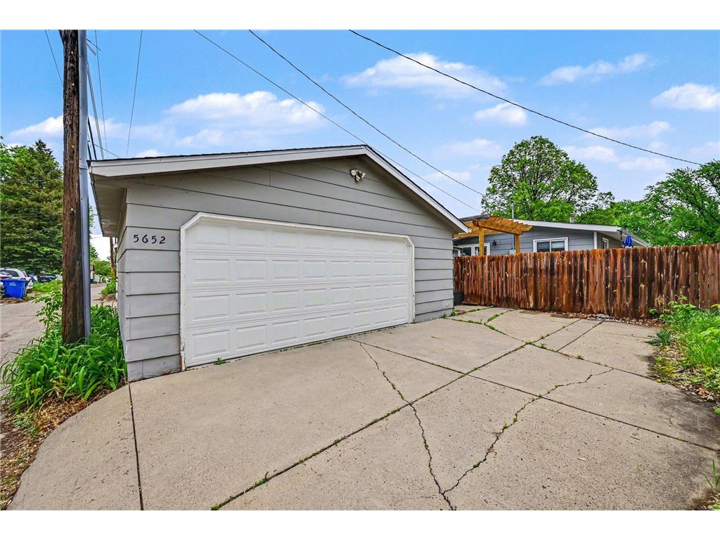 5652 46th Avenue S Minneapolis MN 55417 7046766 image30