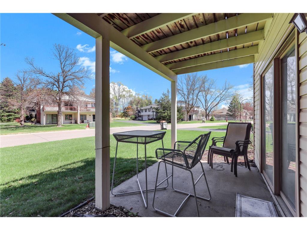 5653 Chatsworth Street N Shoreview MN 55126 7066613 image35