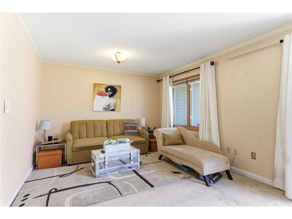 5653 Chatsworth Street N Shoreview MN 55126 7066613 image7