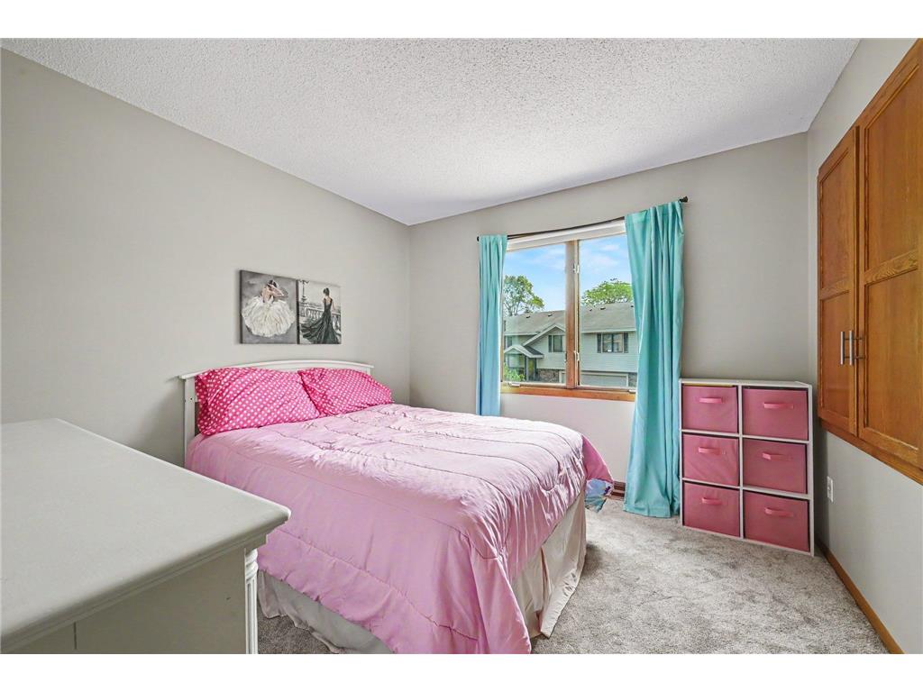 5654 Chatsworth Street N Shoreview MN 55126 7087239 image22