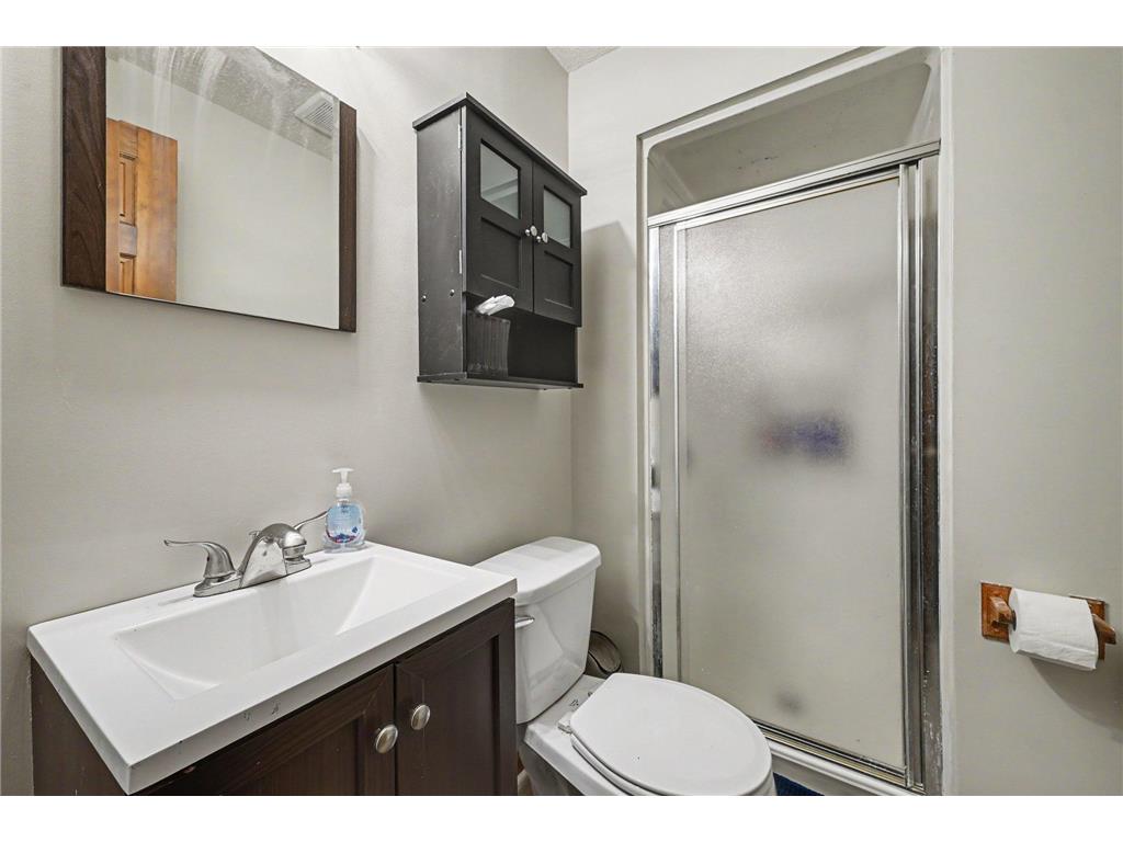 5654 Chatsworth Street N Shoreview MN 55126 7087239 image23