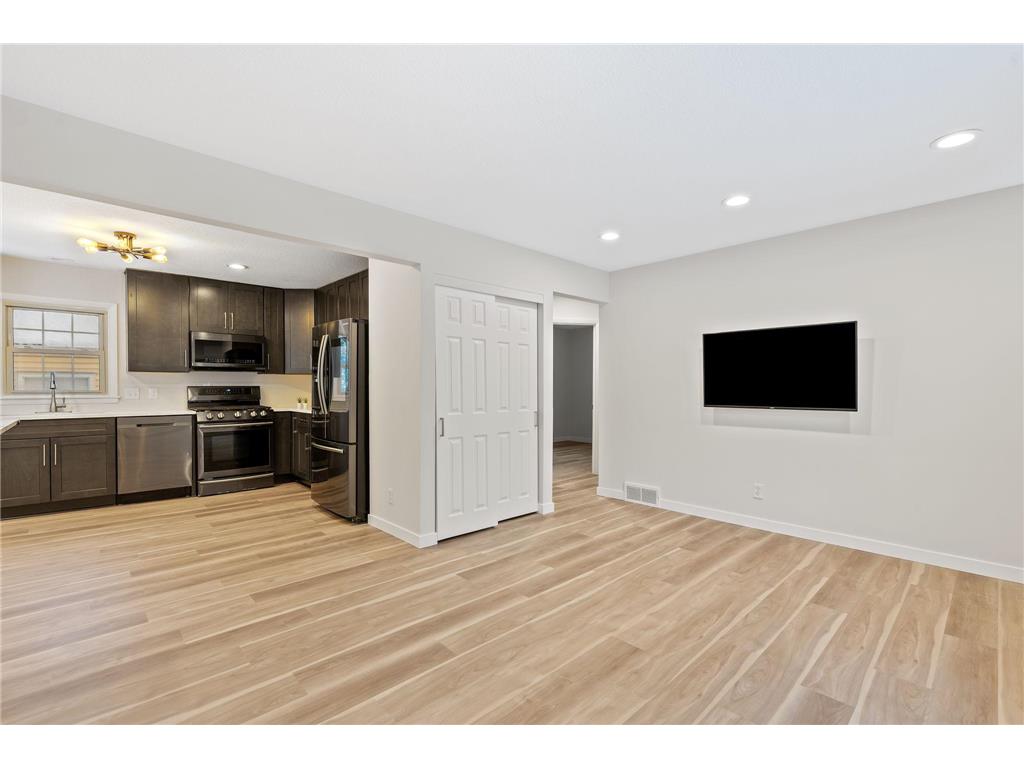 5656 Zane Avenue N Crystal MN 55429 7070092 image18