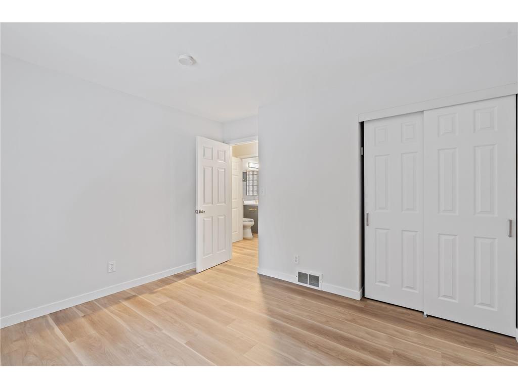 5656 Zane Avenue N Crystal MN 55429 7070092 image28