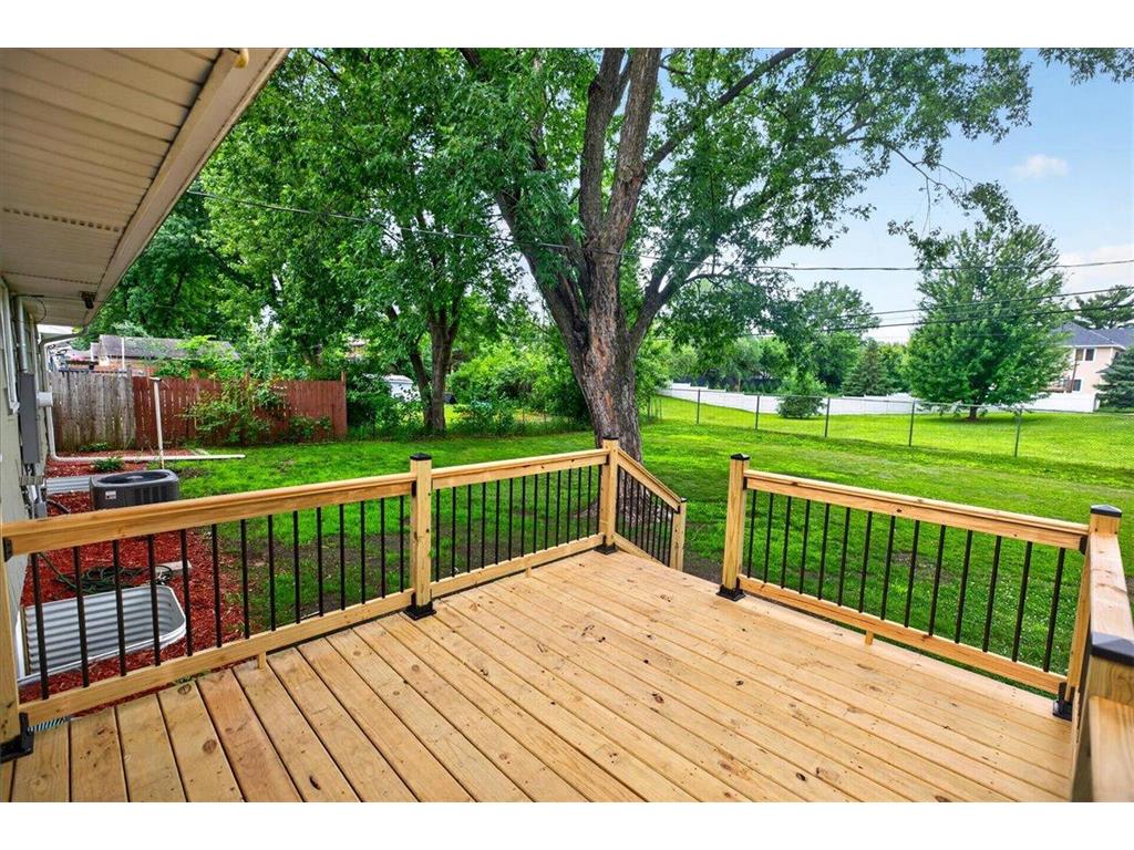 5657 Nevada Avenue N Crystal MN 55428 7106499 image10