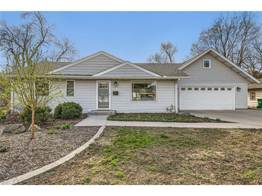 5657 Pennsylvania Avenue N Crystal MN 55428 6476850 image1