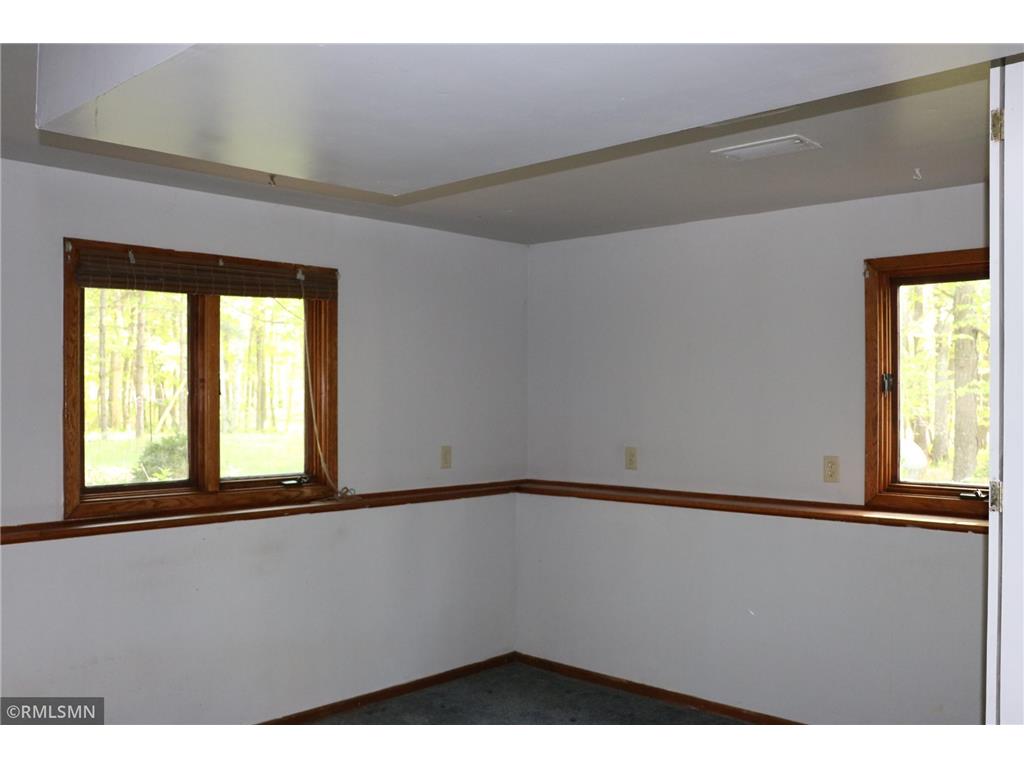 5663 W Birchview Road Grasston MN 55030 7079053 image16