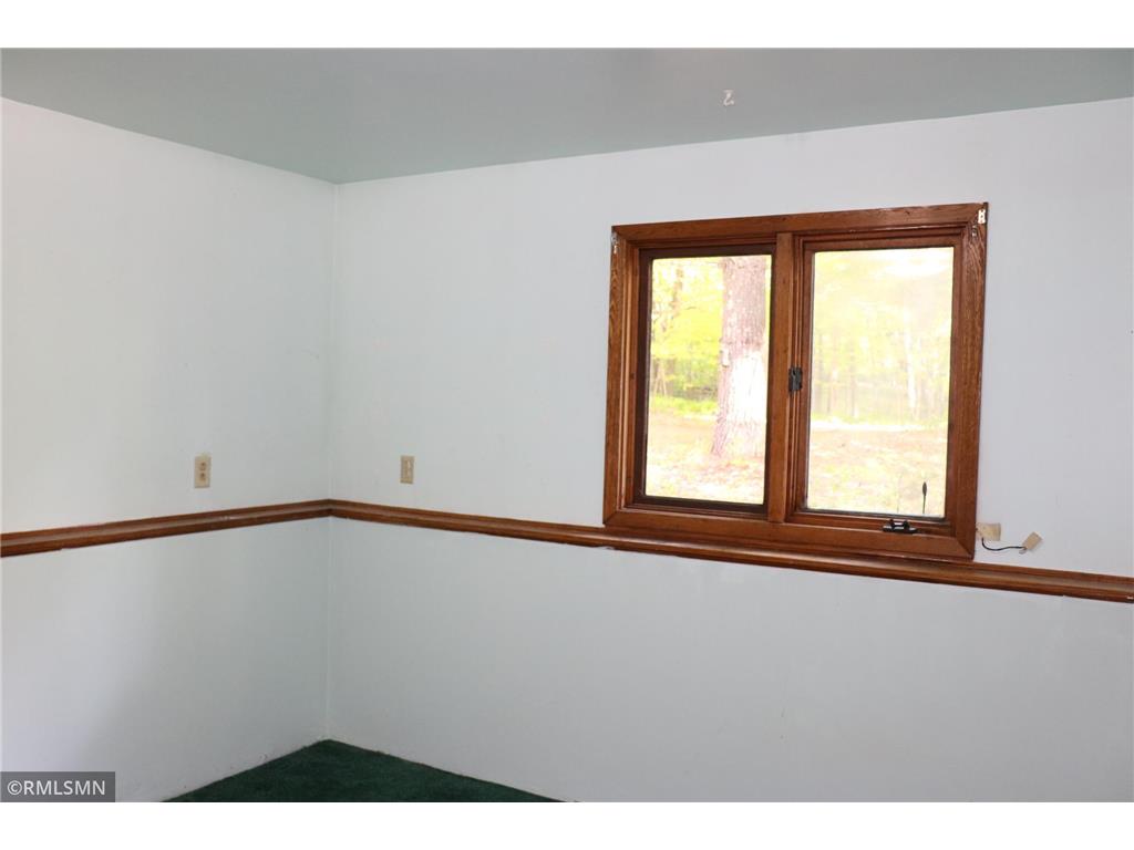 5663 W Birchview Road Grasston MN 55030 7079053 image18
