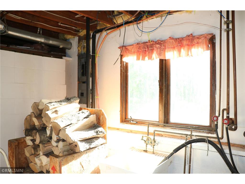 5663 W Birchview Road Grasston MN 55030 7079053 image24