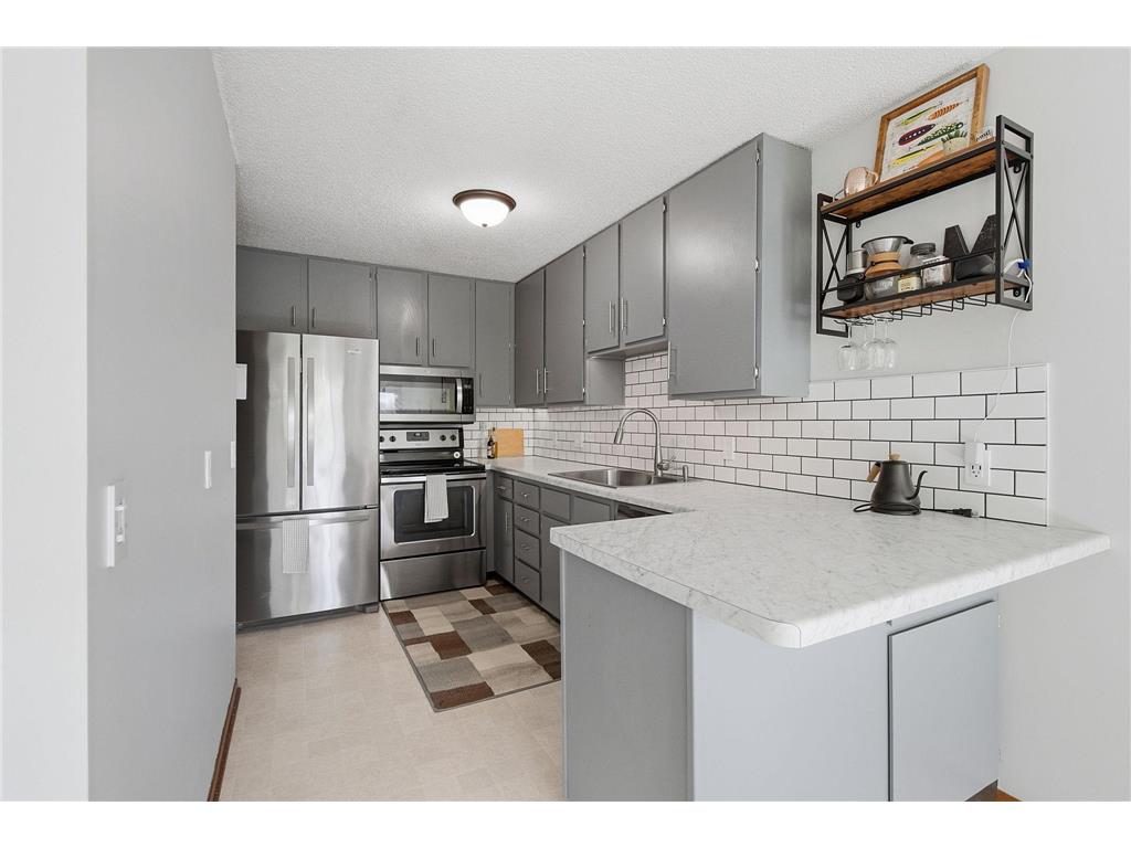 5664 Sanibel Drive #C Minnetonka MN 55343 7064139 image17