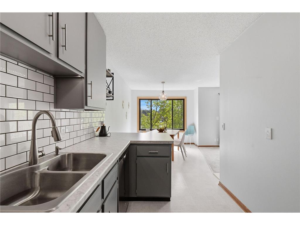 5664 Sanibel Drive #C Minnetonka MN 55343 7064139 image18