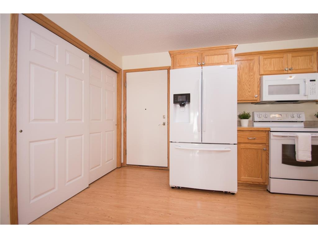 5667 Lambert Avenue NE Albertville MN 55301 6797916 image17