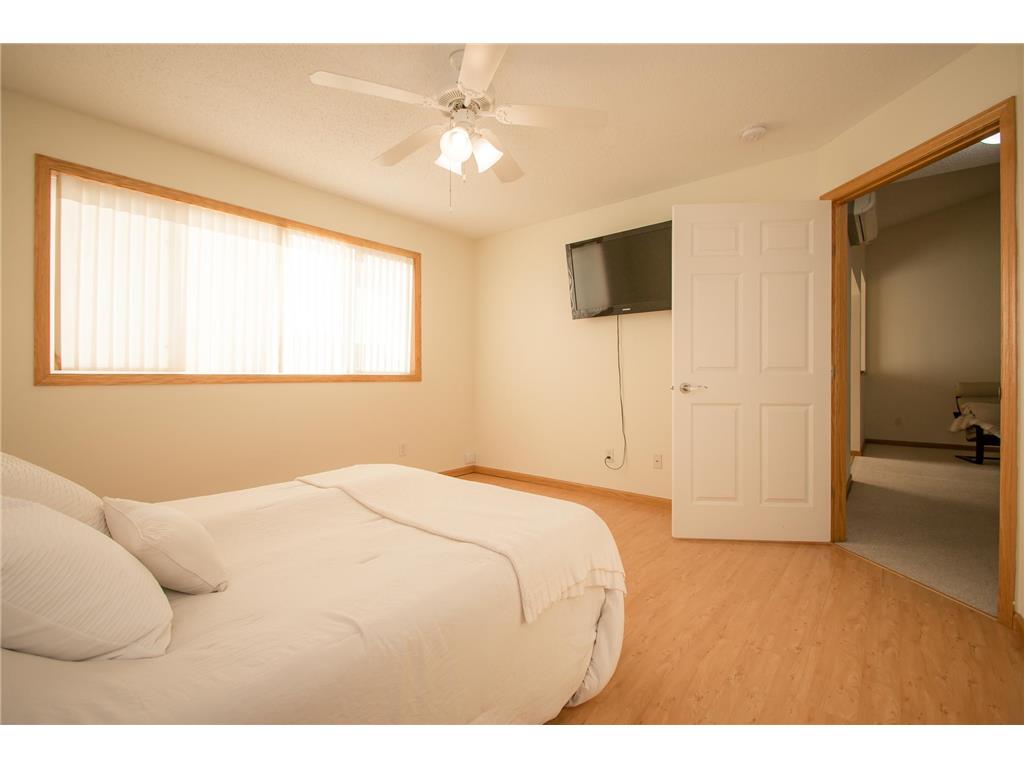 5667 Lambert Avenue NE Albertville MN 55301 6797916 image42