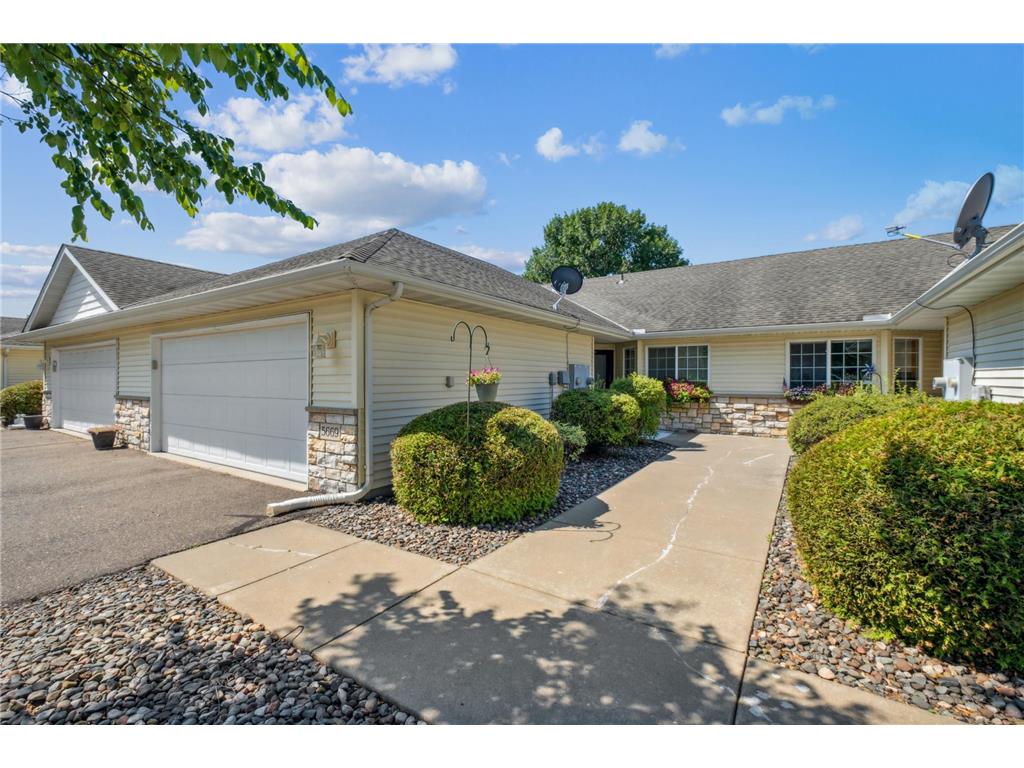 5669 Lambert Avenue NE Albertville MN 55301 6578984 image1