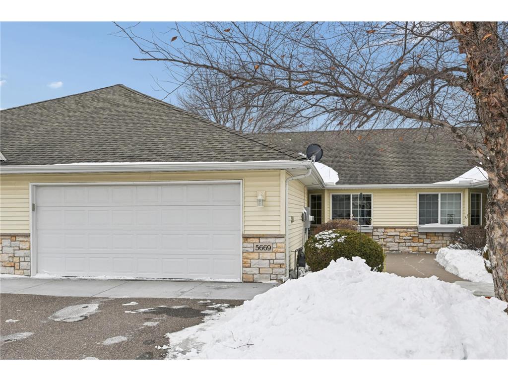 5669 Lambert Avenue NE Albertville MN 55301 7032835 image1