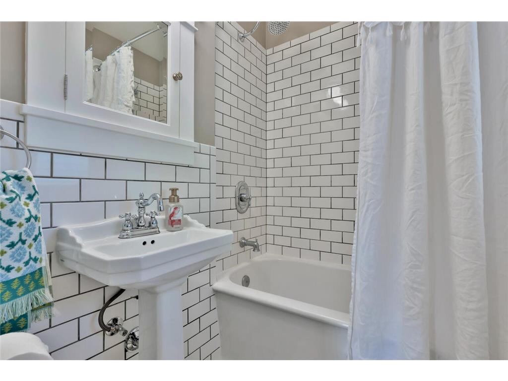 567 Lincoln Avenue Saint Paul MN 55102 7056791 image31