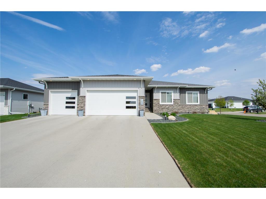 5674 43rd Street S Fargo ND 58104 7080171 image1