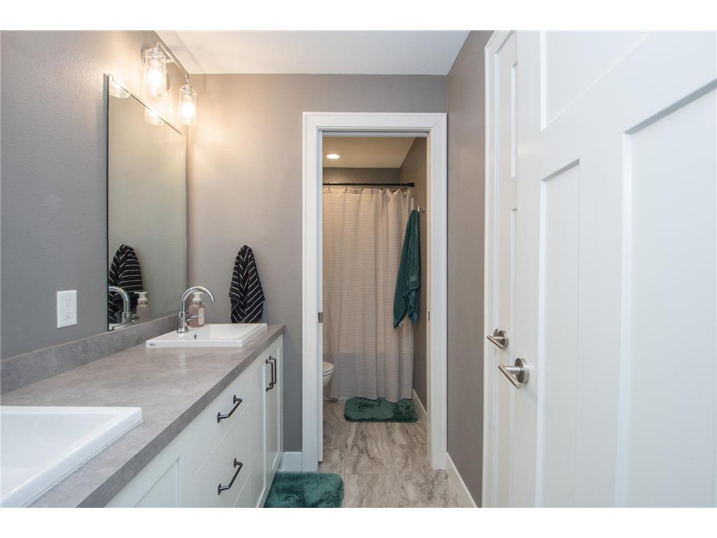 5674 43rd Street S Fargo ND 58104 7080171 image28