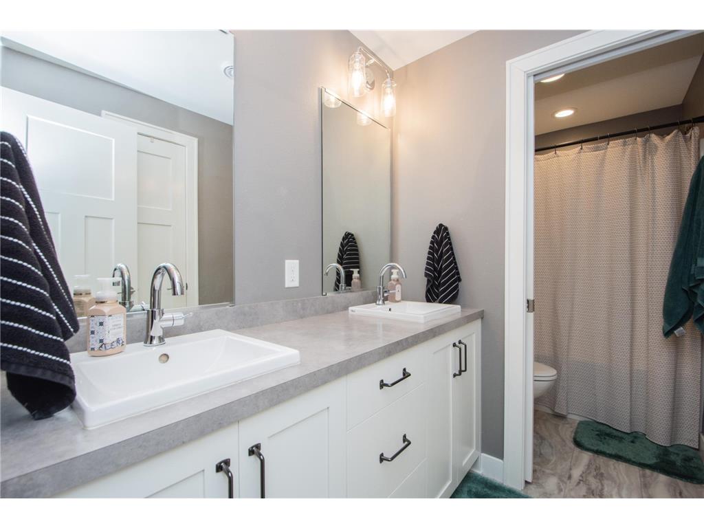 5674 43rd Street S Fargo ND 58104 7080171 image29
