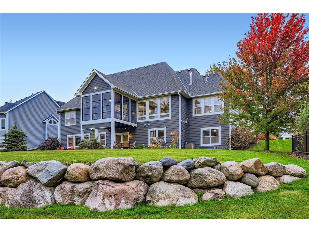 5676 Garden Drive Woodbury MN 55129 6803301 image2