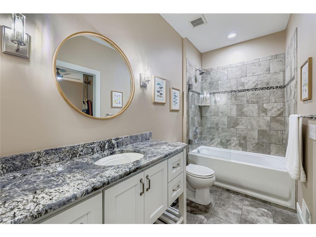 5676 Garden Drive Woodbury MN 55129 6803301 image26