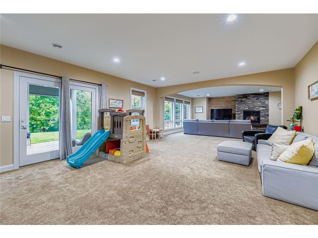 5676 Garden Drive Woodbury MN 55129 6803301 image27