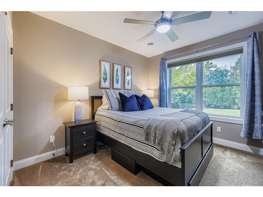 5676 Garden Drive Woodbury MN 55129 6803301 image31