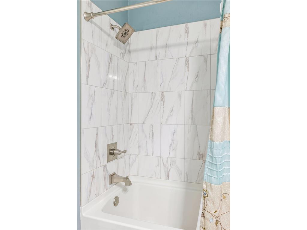 5679 Erik Lane Shoreview MN 55126 7069887 image19