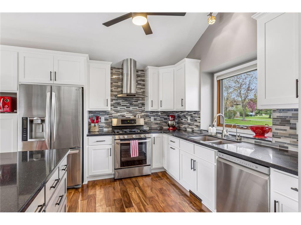 5679 Erik Lane Shoreview MN 55126 7069887 image6