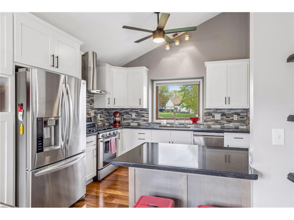 5679 Erik Lane Shoreview MN 55126 7069887 image9