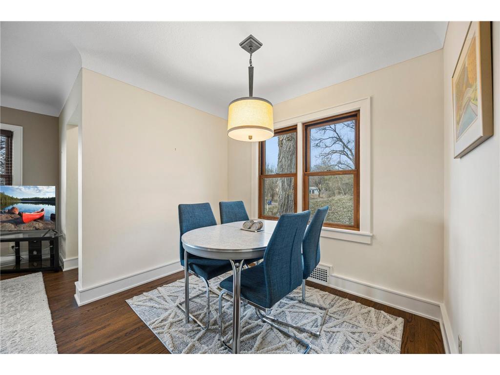 568 Frontenac Place Saint Paul MN 55104 7054722 image11