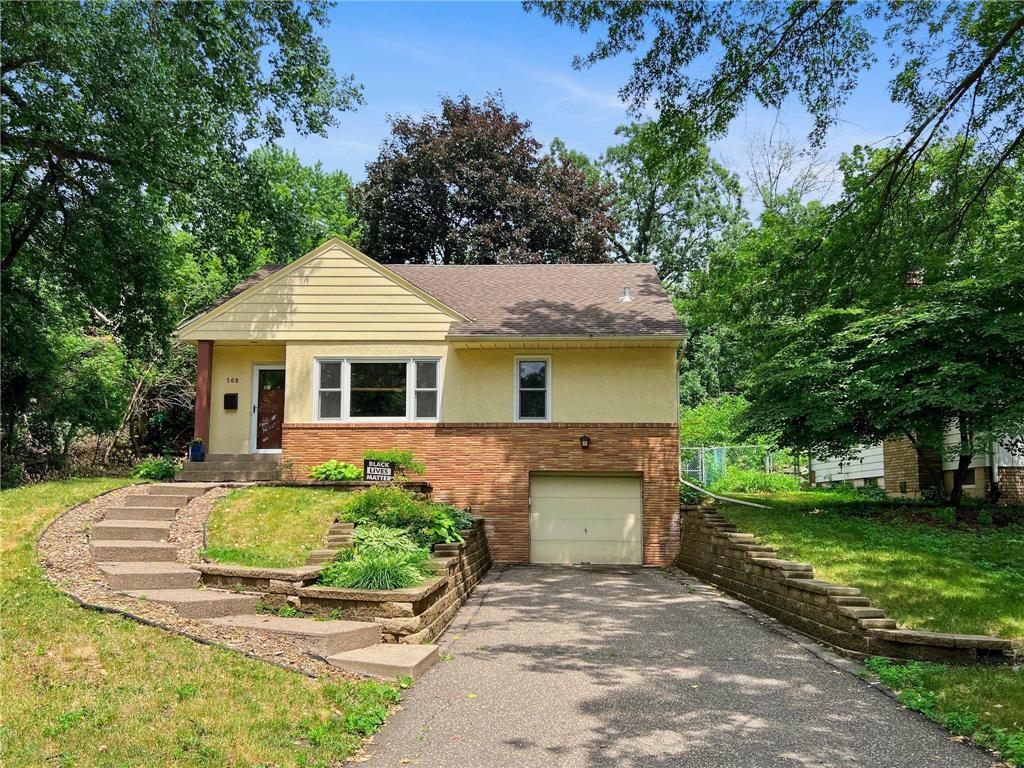 568 Frontenac Place Saint Paul MN 55104 7054722 image2