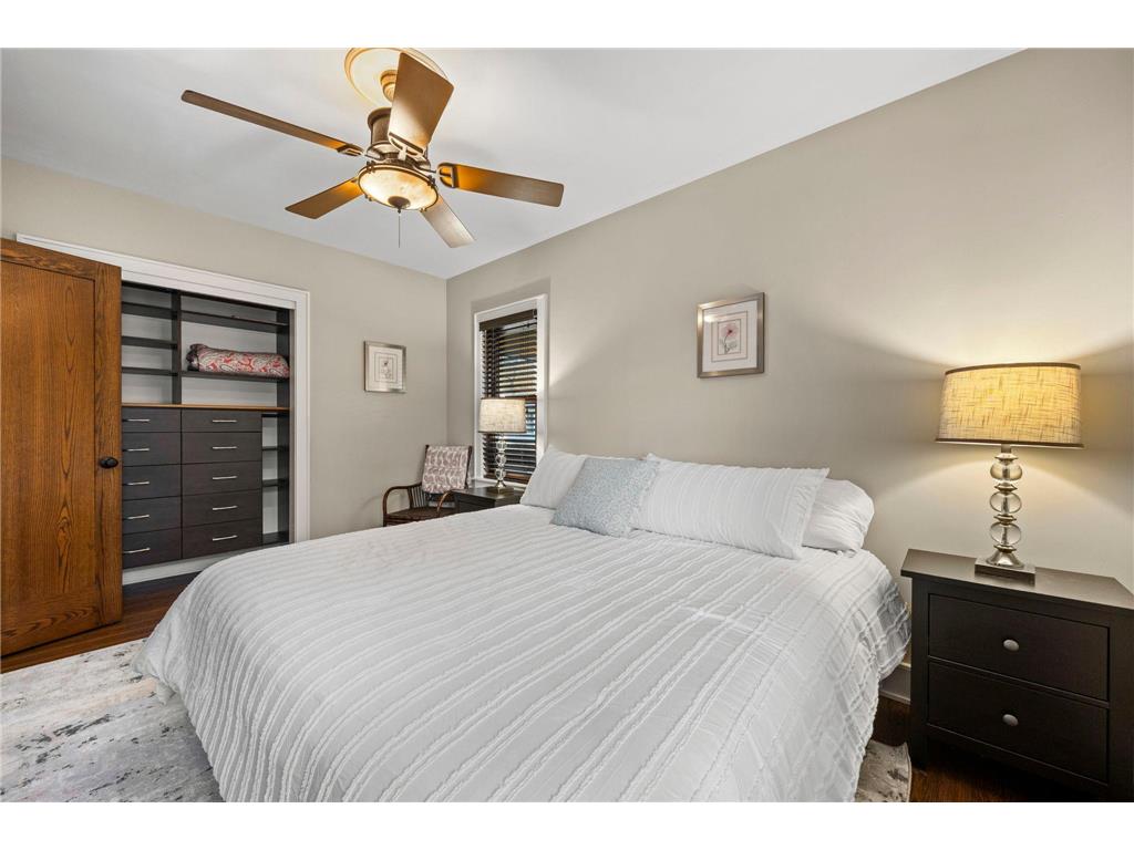 568 Frontenac Place Saint Paul MN 55104 7054722 image20