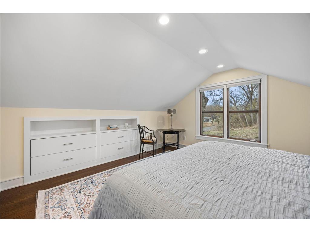568 Frontenac Place Saint Paul MN 55104 7054722 image35