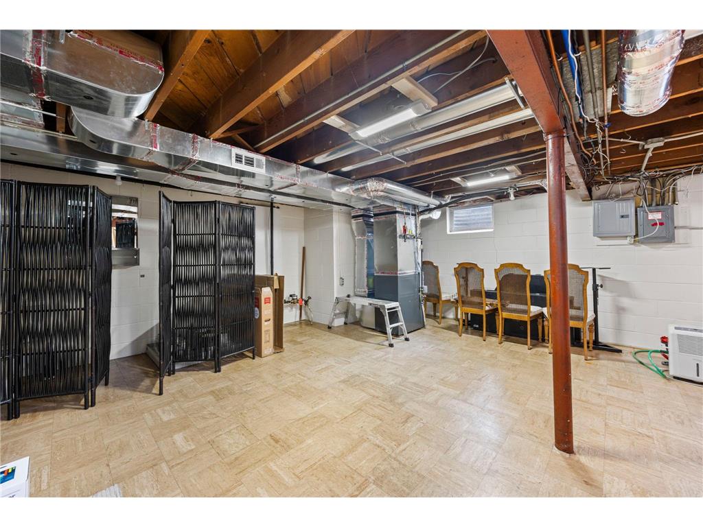 568 Frontenac Place Saint Paul MN 55104 7054722 image44