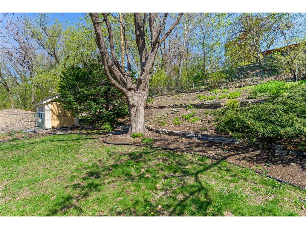 568 Frontenac Place Saint Paul MN 55104 7054722 image56