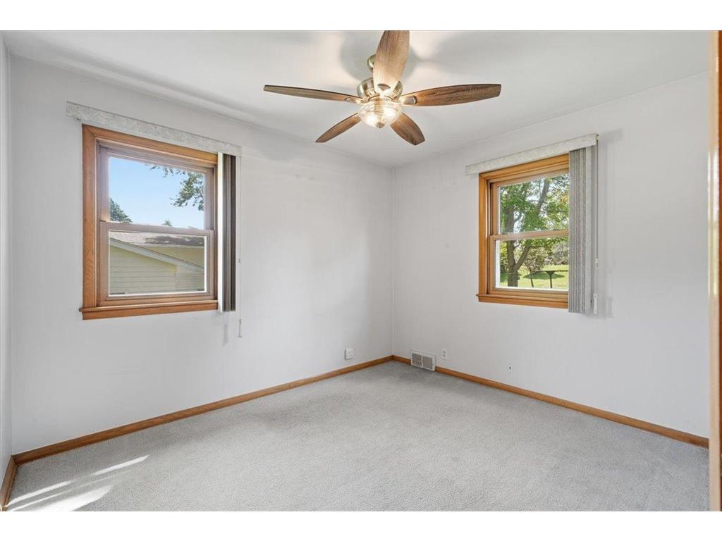 568 Shryer Avenue W Roseville MN 55113 7082948 image12
