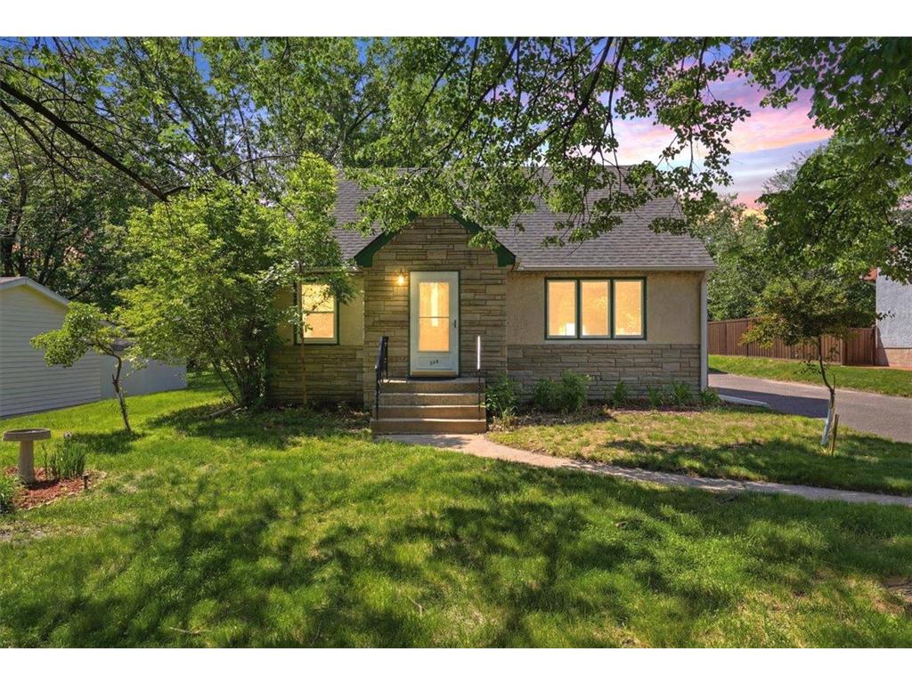 568 Shryer Avenue W Roseville MN 55113 7082948 image2