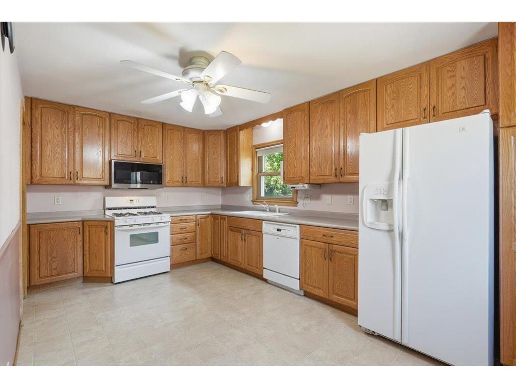 568 Shryer Avenue W Roseville MN 55113 7082948 image7