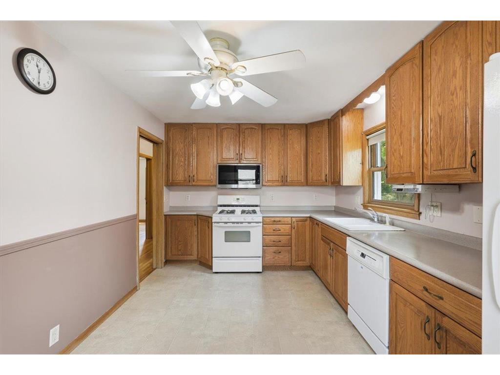 568 Shryer Avenue W Roseville MN 55113 7082948 image9