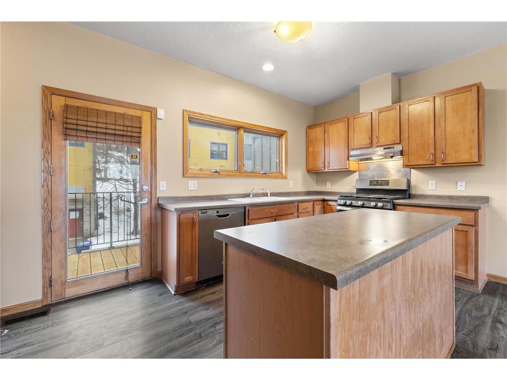568 State Street #C Saint Paul MN 55107 7073369 image17