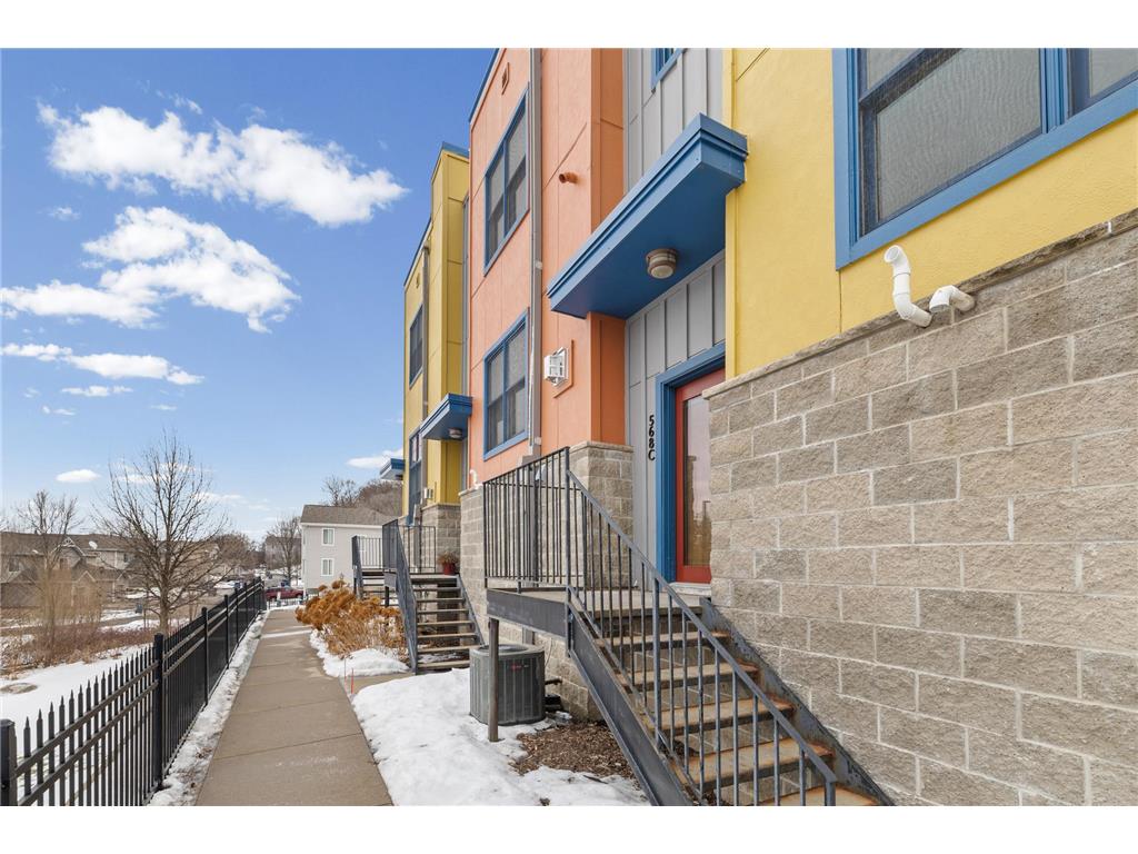 568 State Street #C Saint Paul MN 55107 7073369 image2