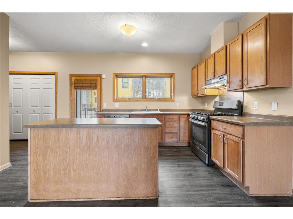 568 State Street #C Saint Paul MN 55107 7073369 image9