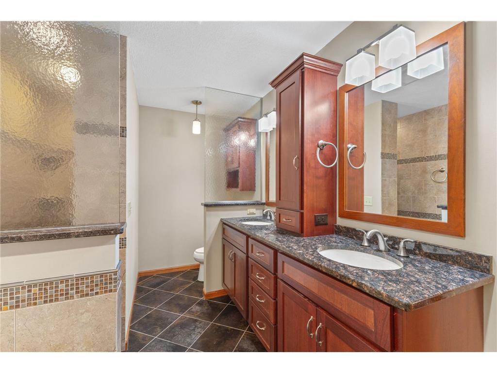 5680 Donegal Drive Shoreview MN 55126 6808498 image22