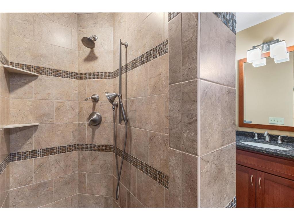 5680 Donegal Drive Shoreview MN 55126 6808498 image23